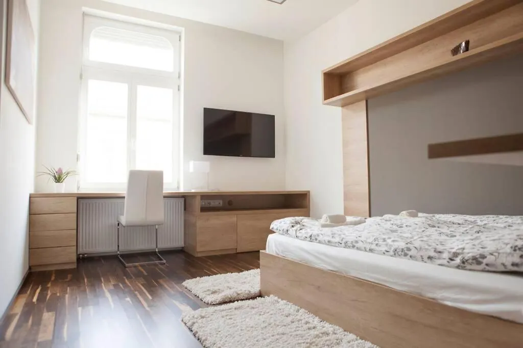 Apartment Downtown Ulloi 3 Budapest